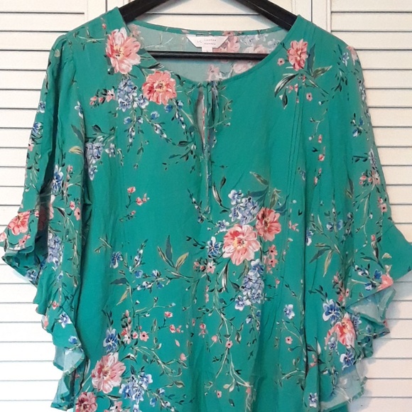 LC Lauren Conrad Tops - LC Lauren Conrad Flowy Blouse - size Large, VGUC!